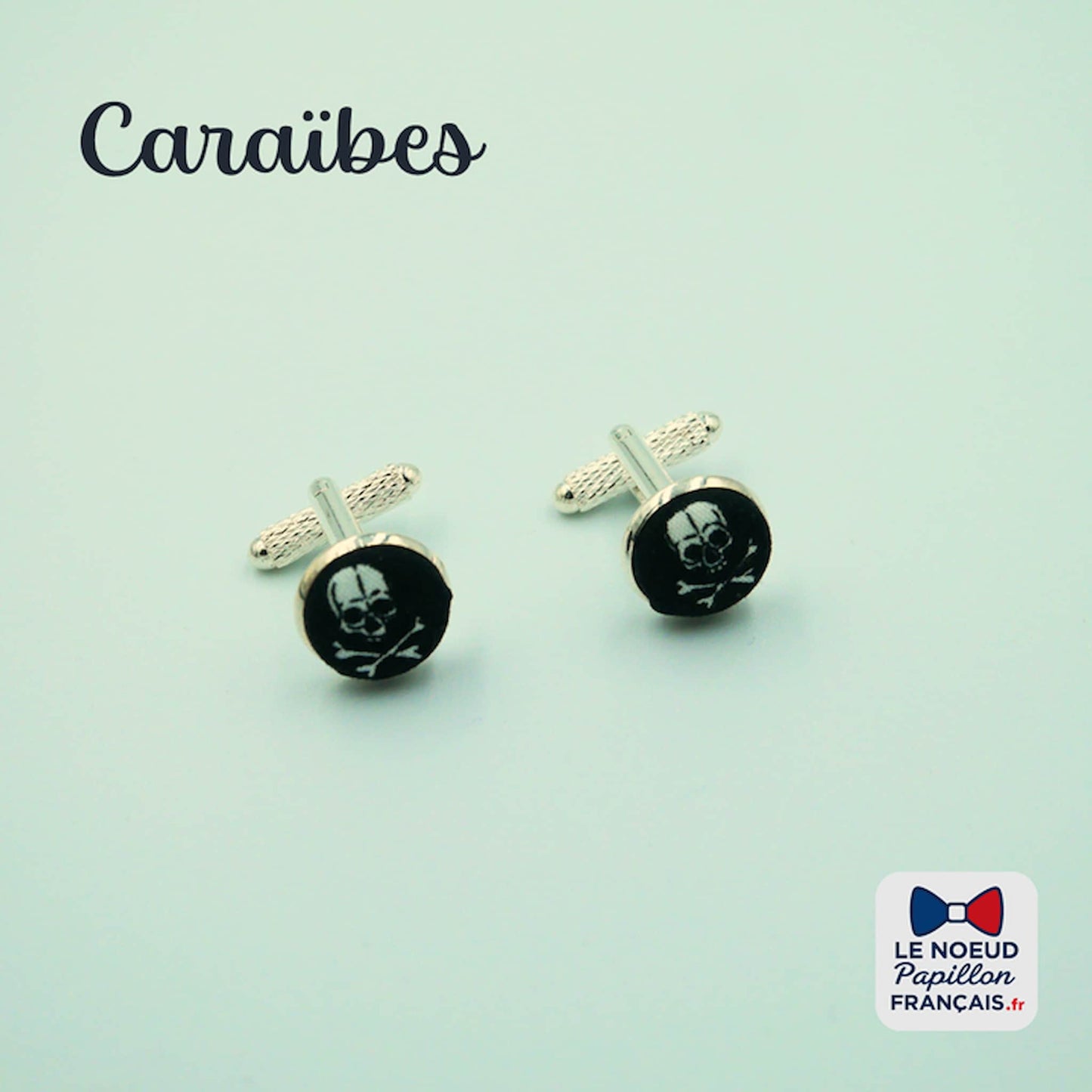 boutons de manchette noir tete de mort