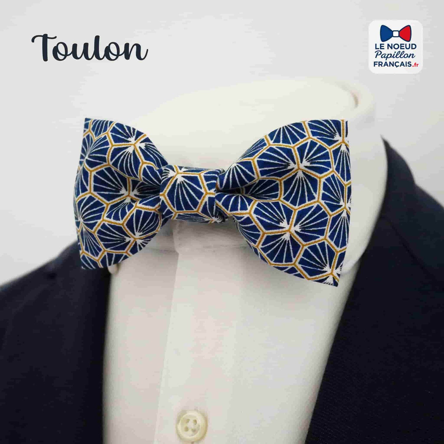 noeud papillon bleu géométrique