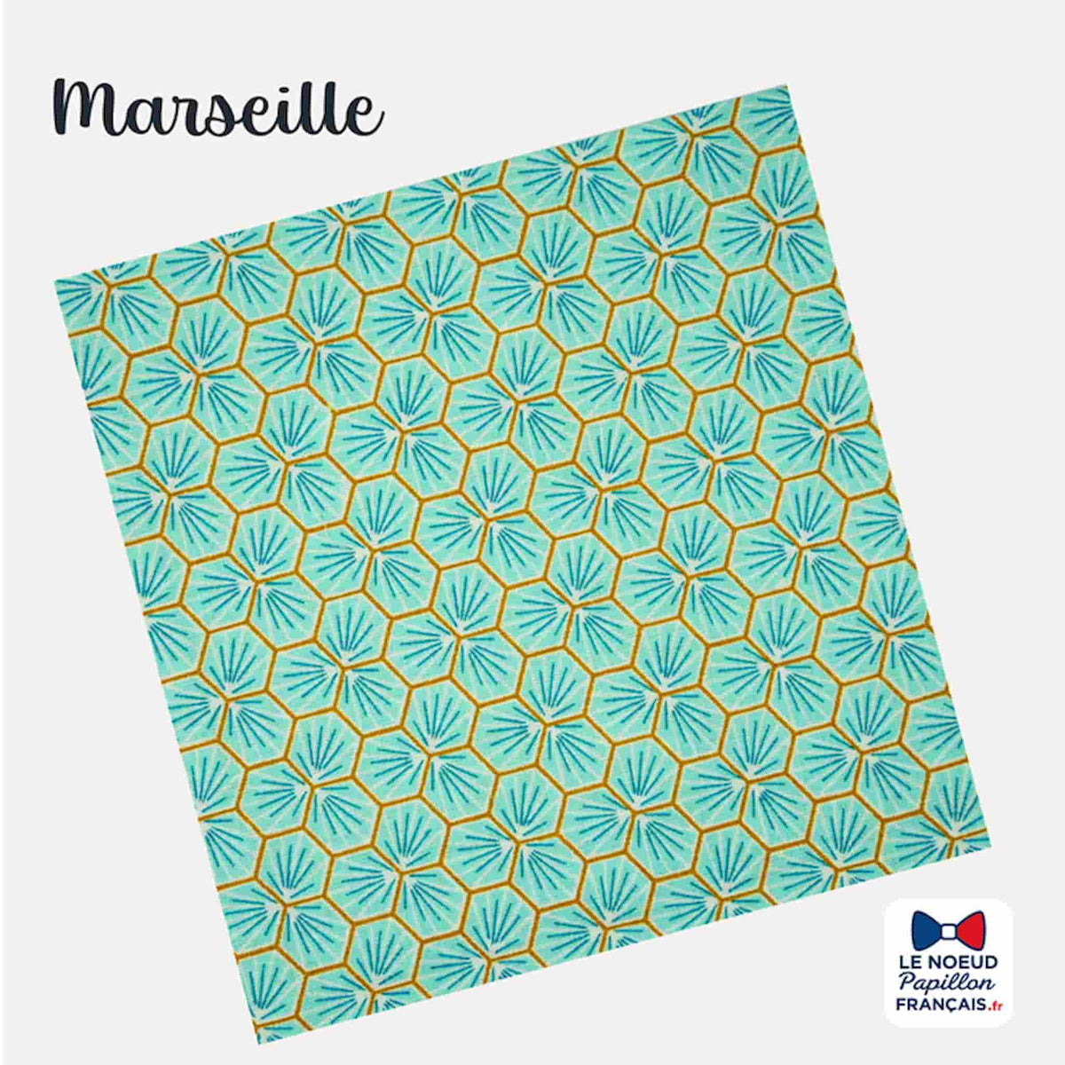 Pochette de costume bleu ciel