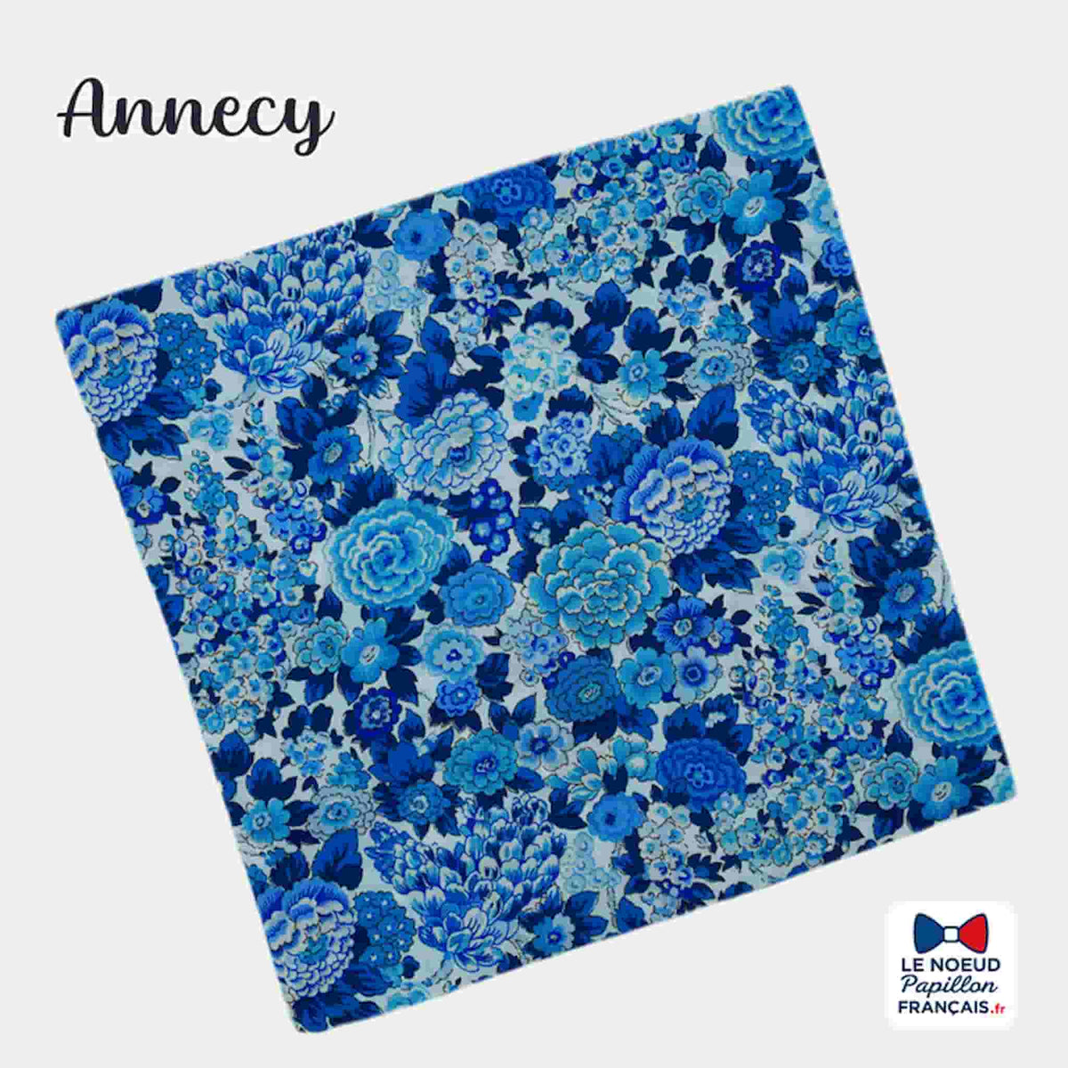 pochette de costume bleu fleuri