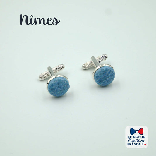 boutons de manchette bleu clair