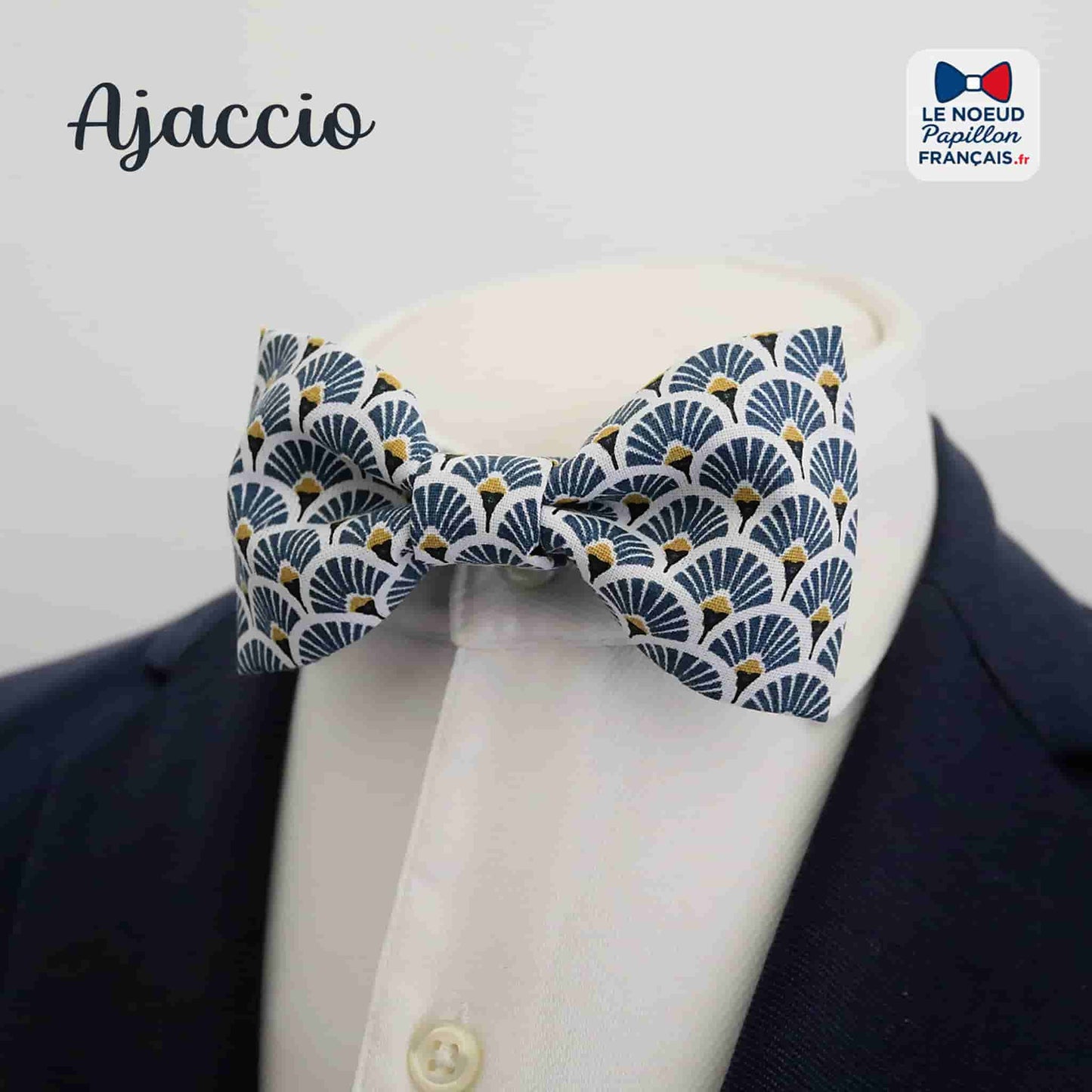 Noeud papillon bleu
