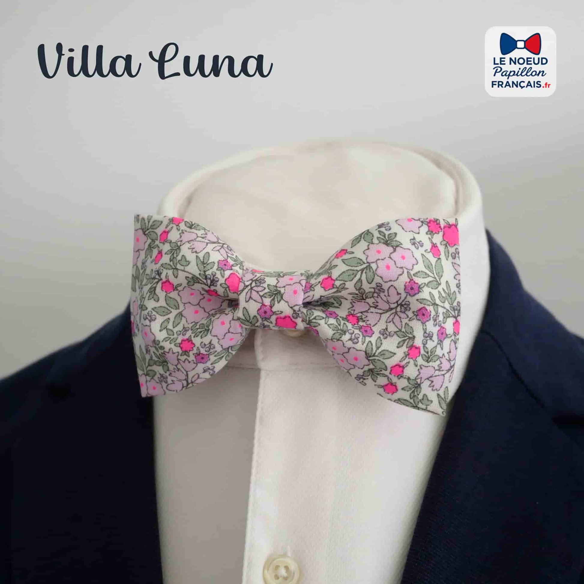 Noeud papillon rose vert fleuri