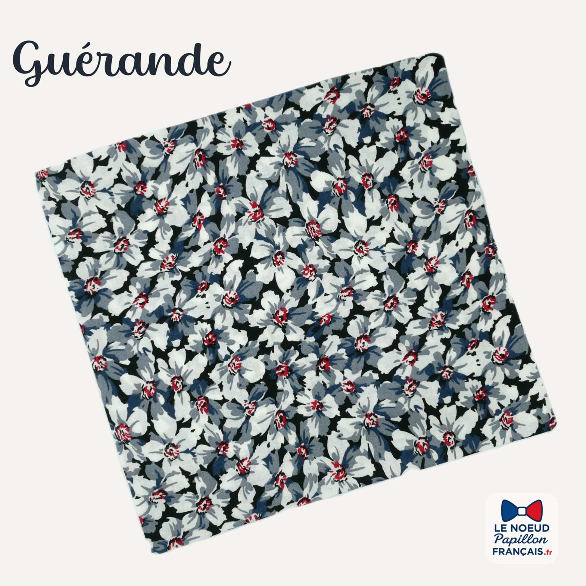 Pochette de costume noire fleurie