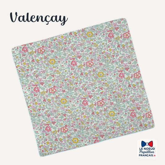 Pochette de costume rose